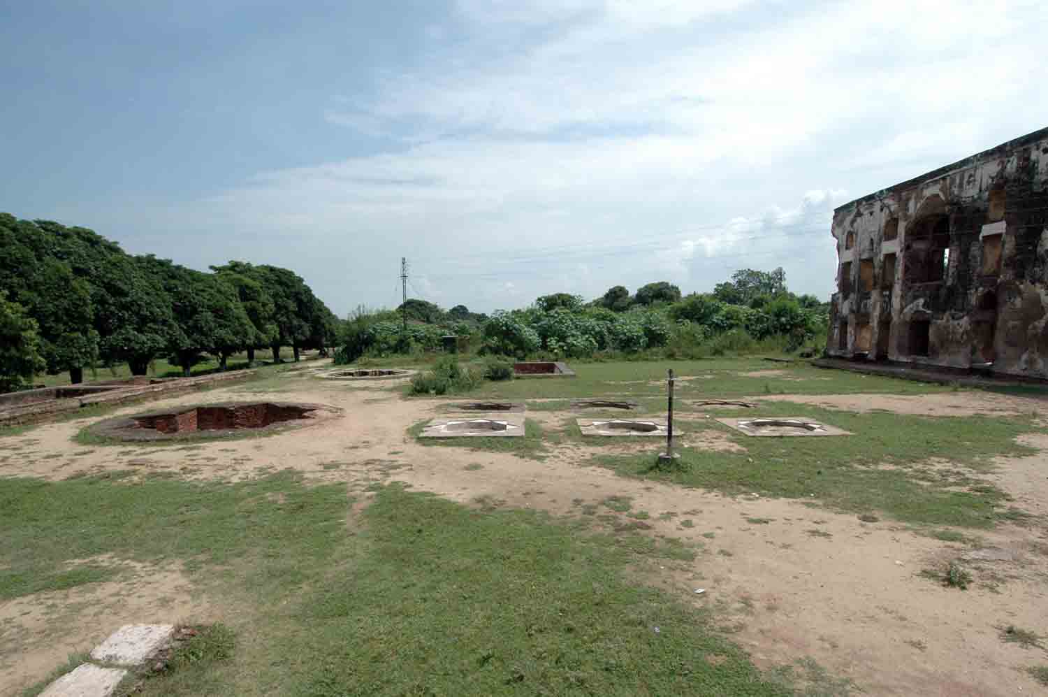 Amm Khass Bagh, Sirhind