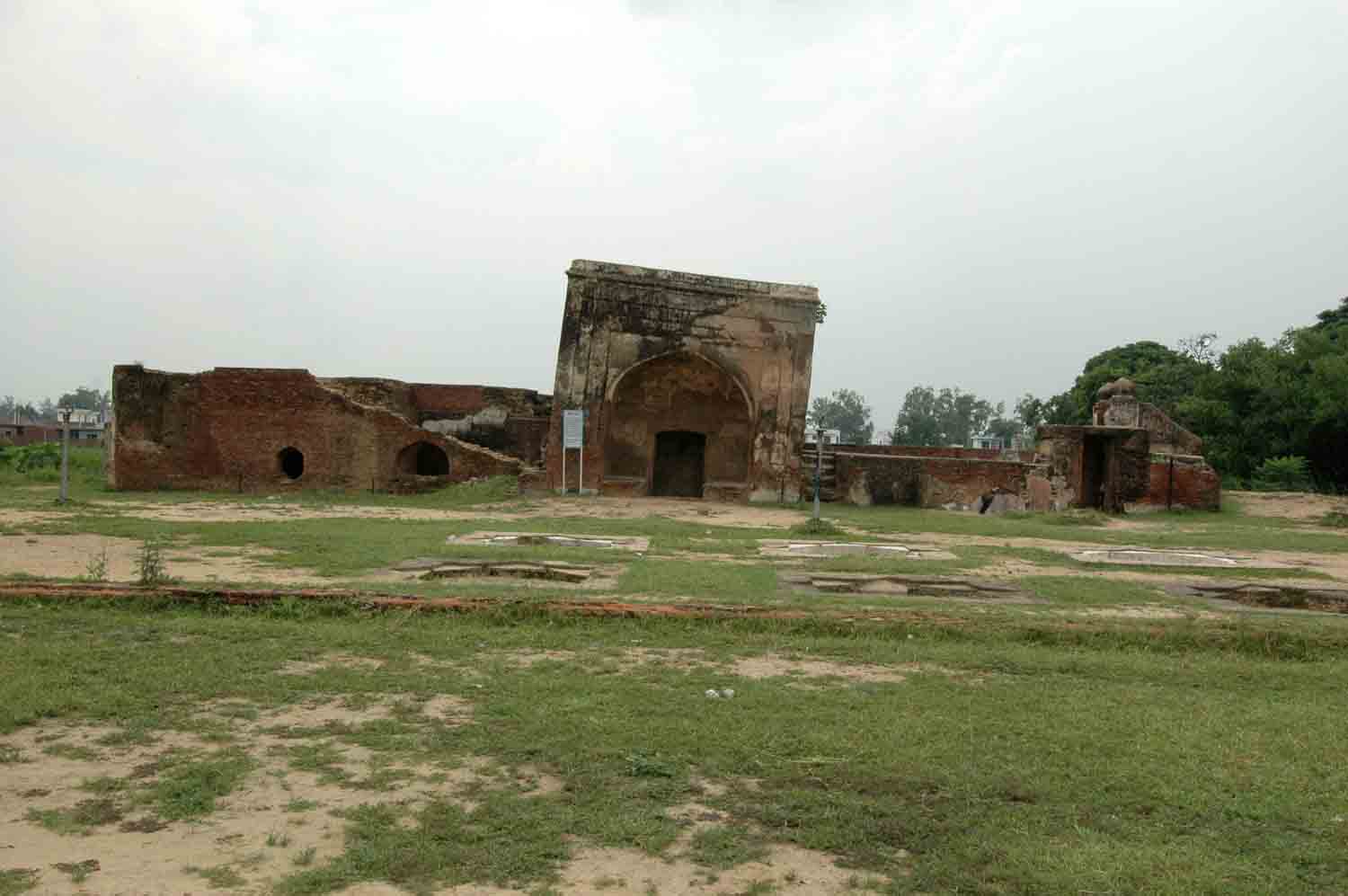 Amm Khass Bagh, Sirhind