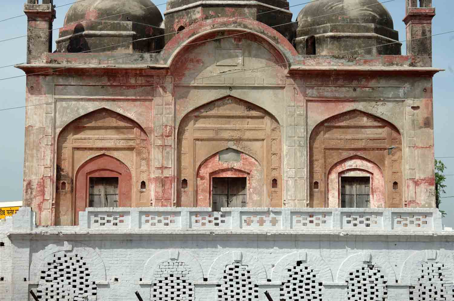 Lal Masjid, Sirhind