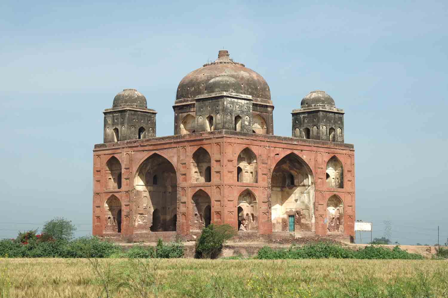 Tomb of Shagird, Talania