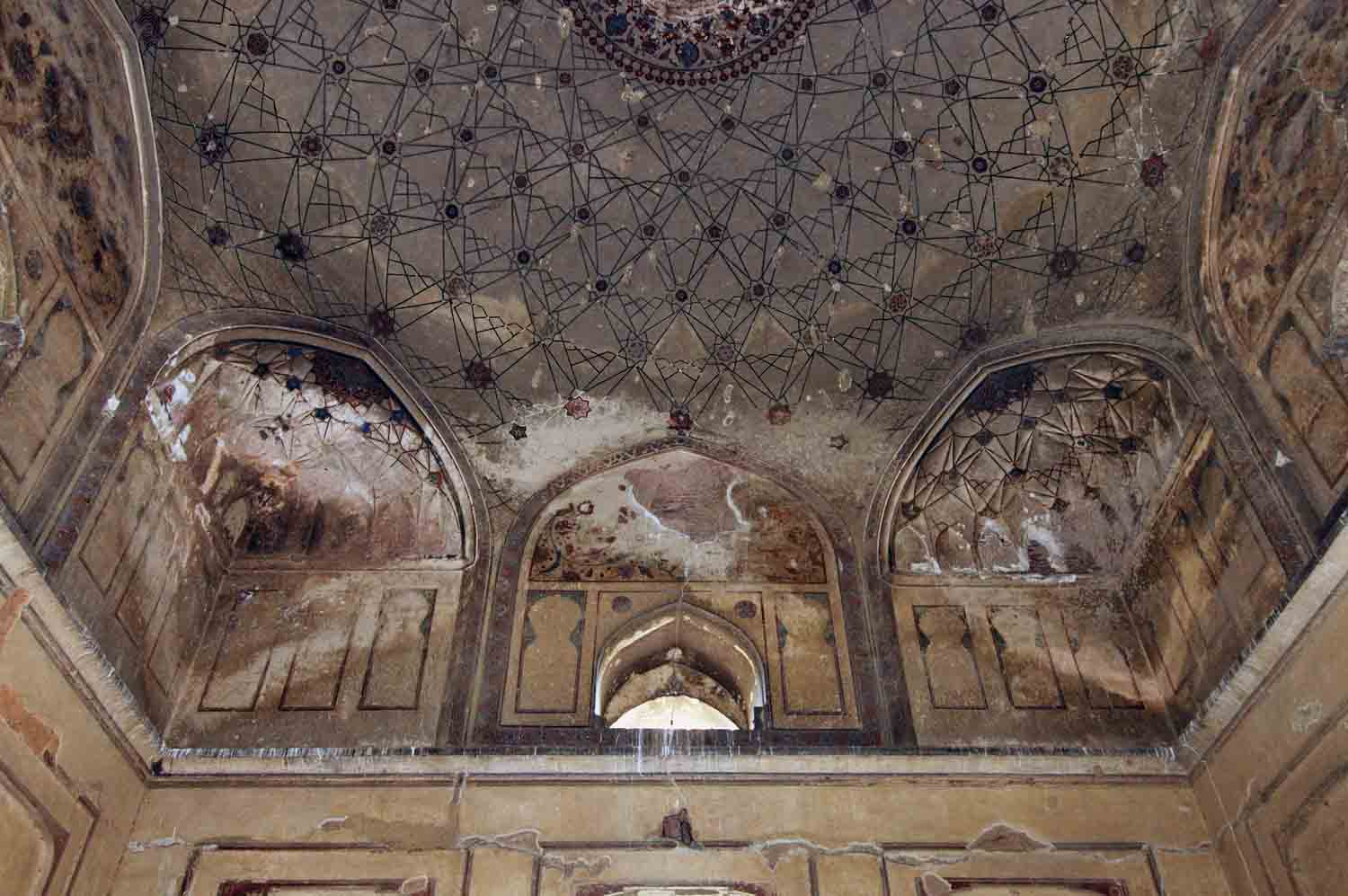 Tomb of Shagird, Talania
