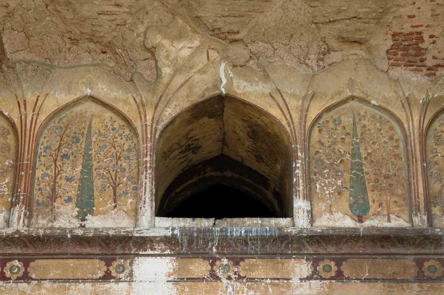 Tomb of Shagird, Talania