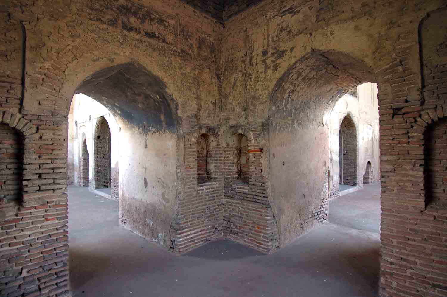 Tomb of Shagird, Talania