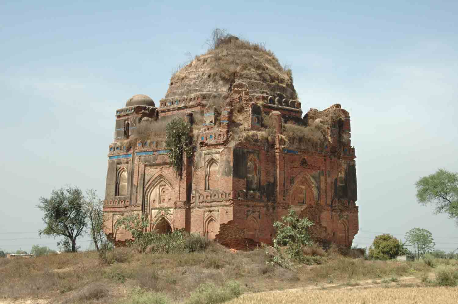 Tomb of Taj, Talania