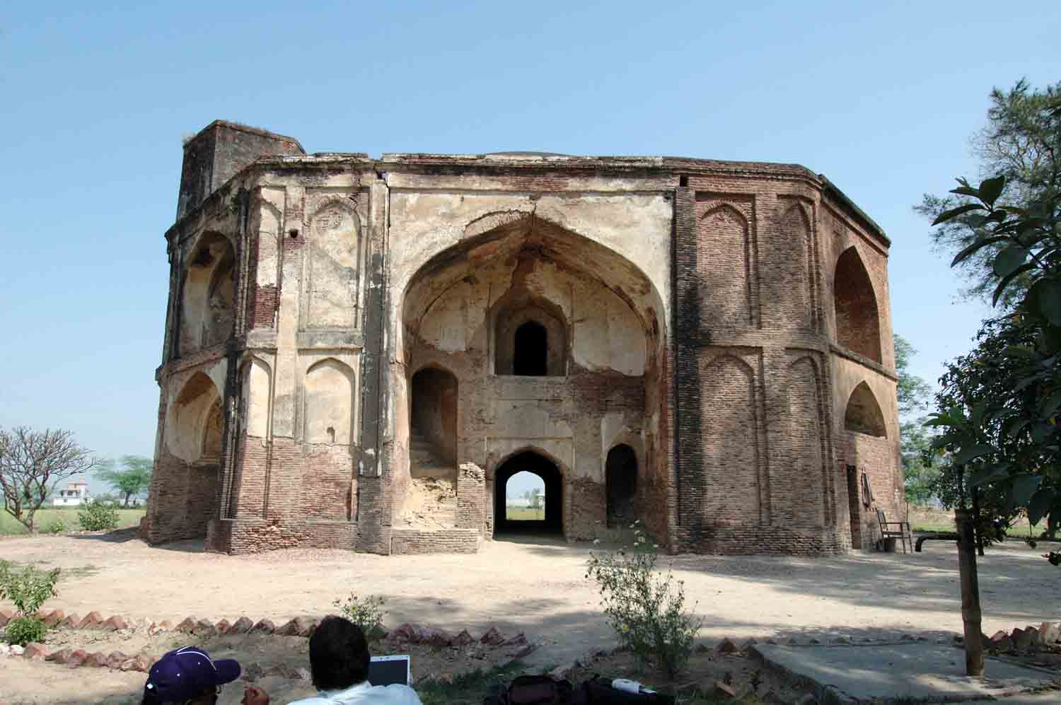 Monuments in Sultanpur Lodi