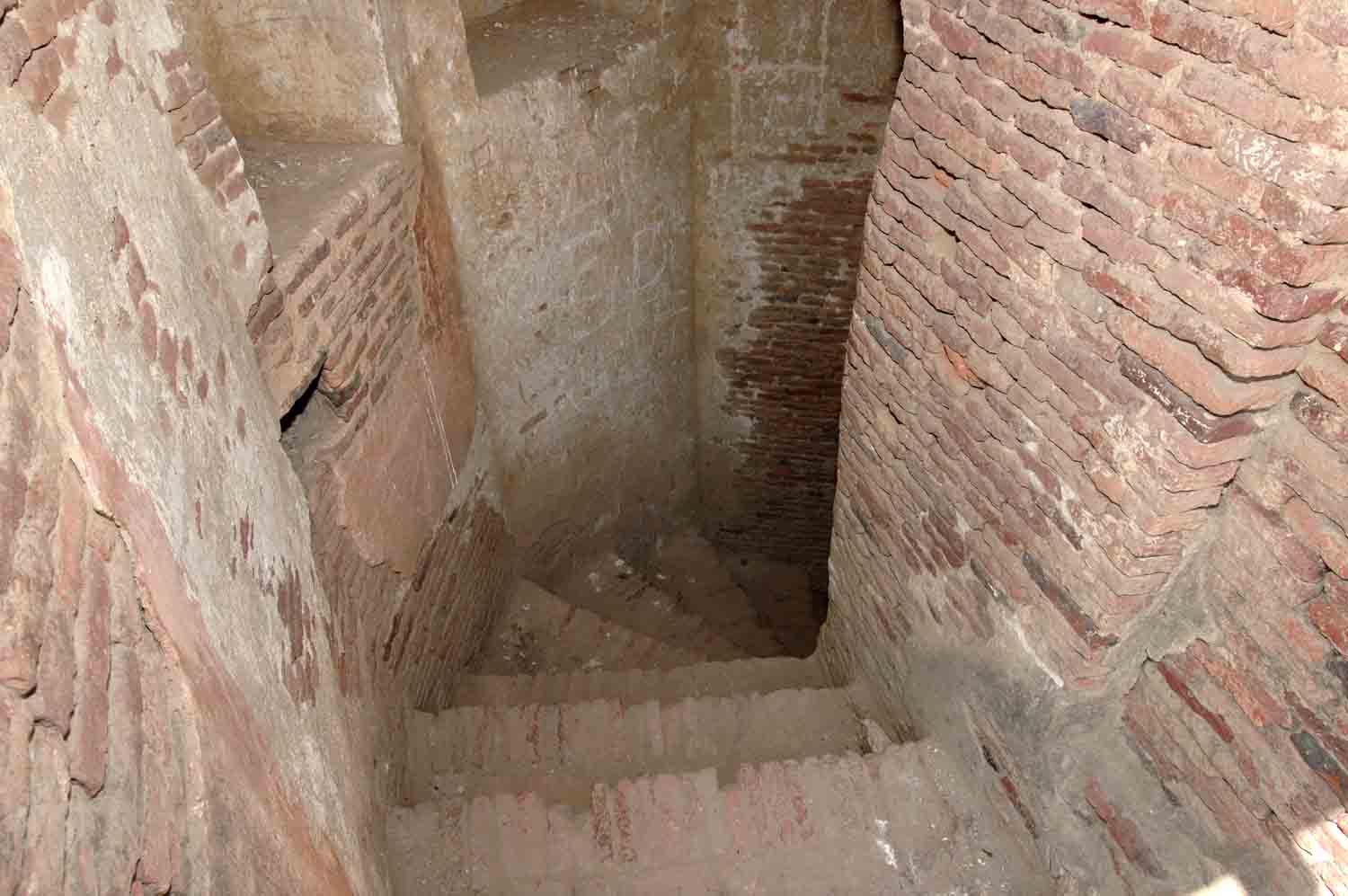 Monuments in Sultanpur Lodi
