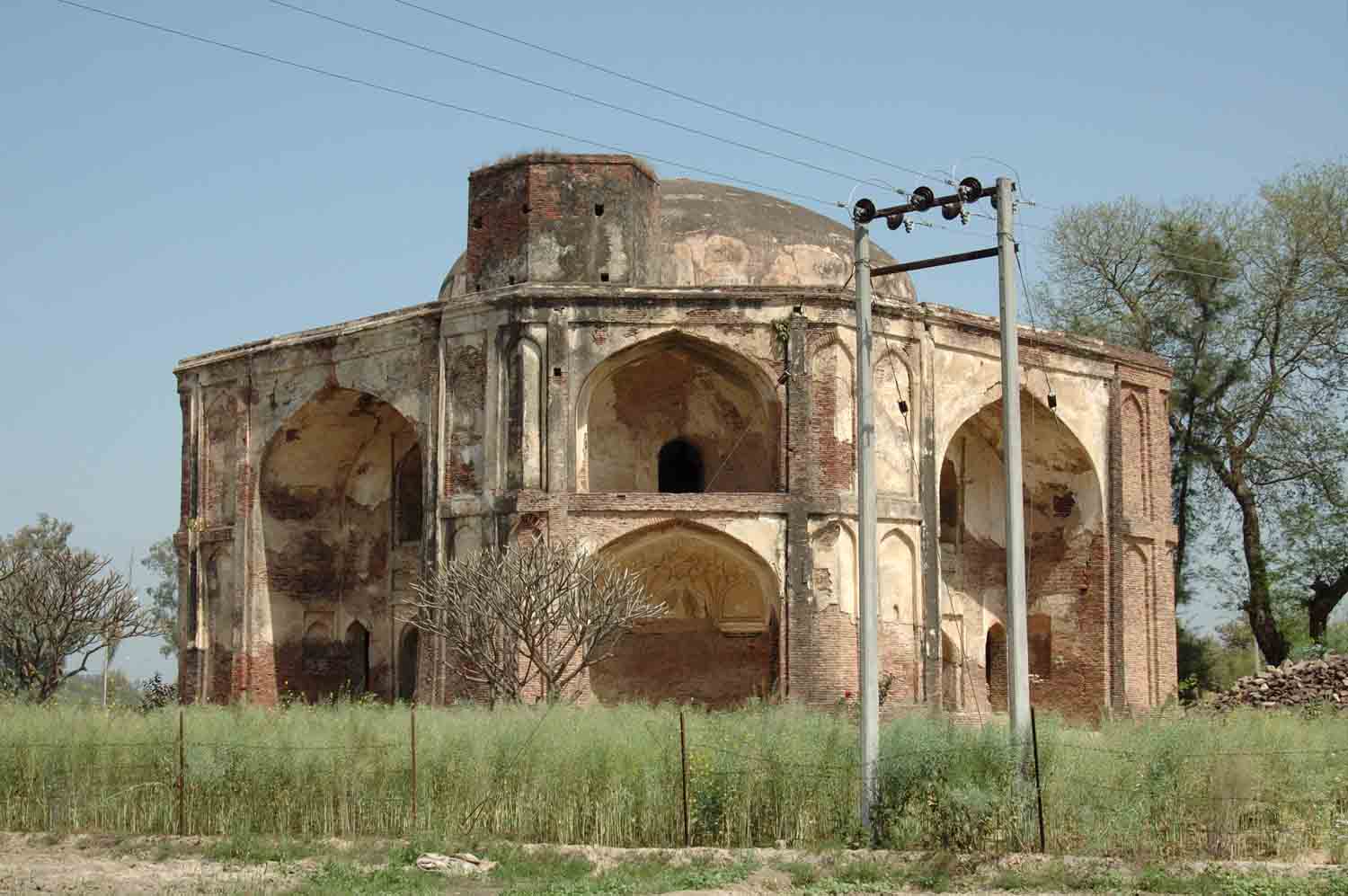 Monuments in Sultanpur Lodi