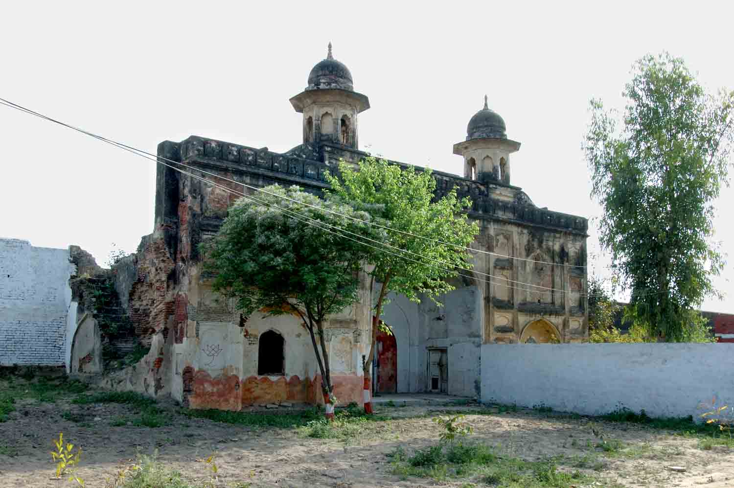Monuments in Sultanpur Lodi