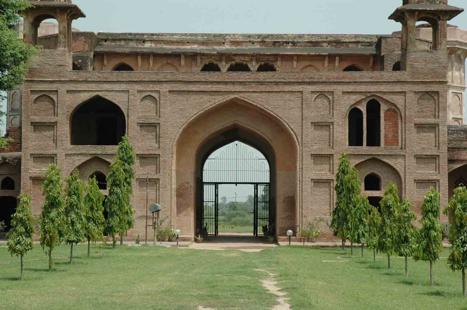 Sarai Dakhani, Mahlian Kalan, Punjab