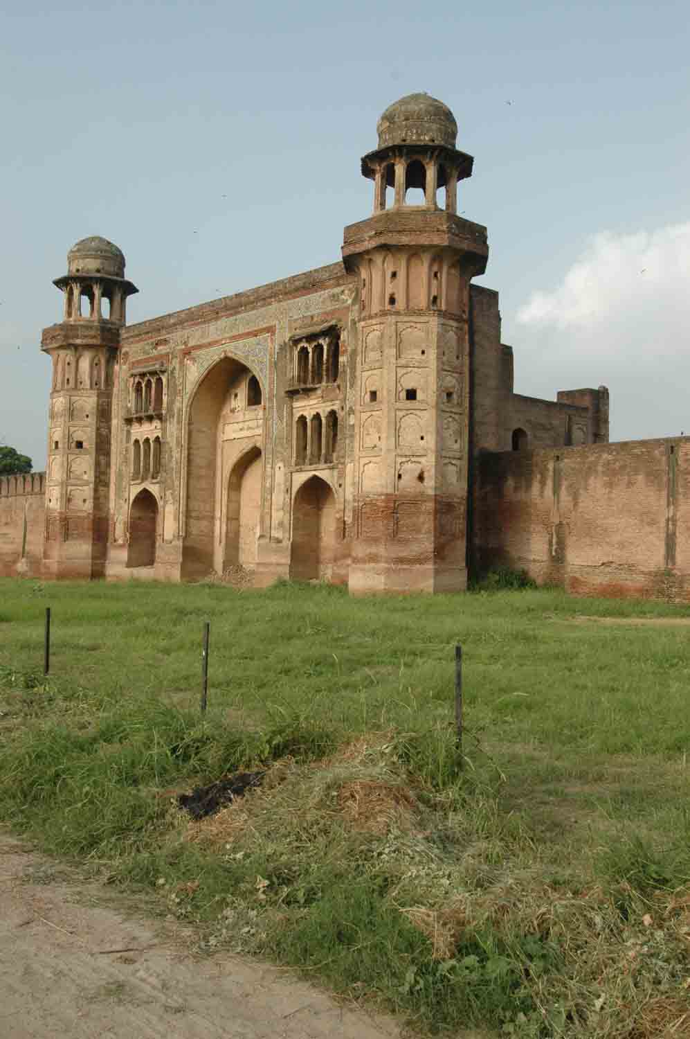 Sarai Dakhani, Mahlian Kalan, Punjab