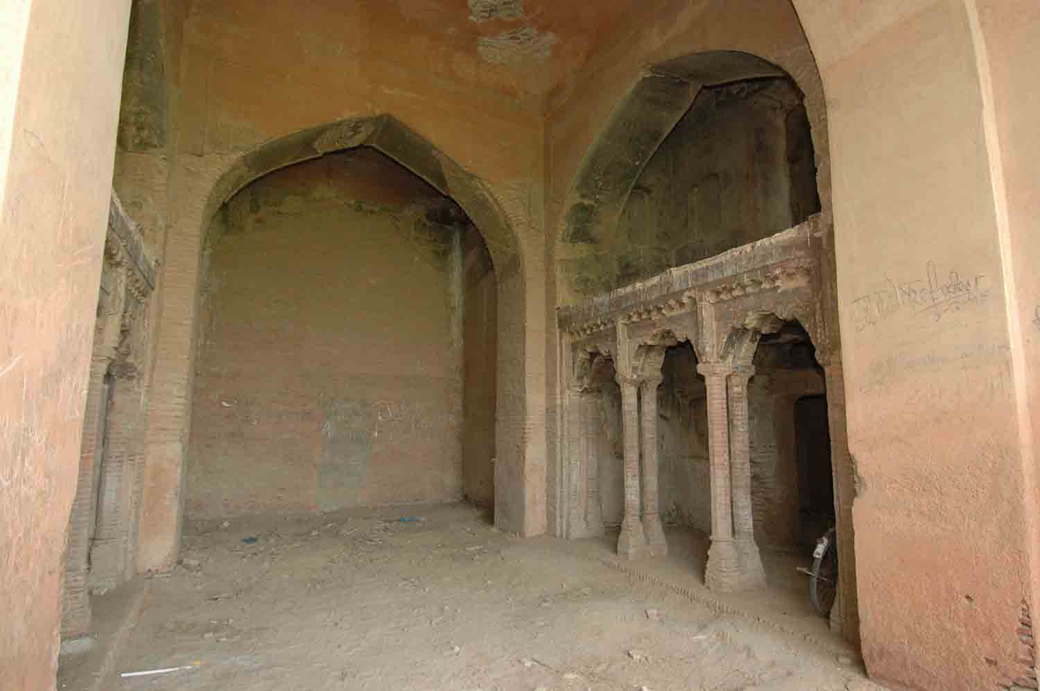 Sarai Dakhani, Mahlian Kalan, Punjab