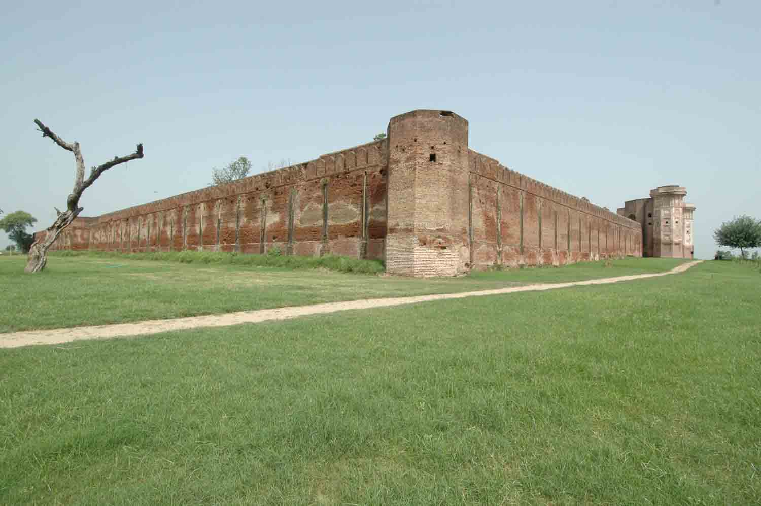 Sarai Dakhani, Mahlian Kalan, Punjab