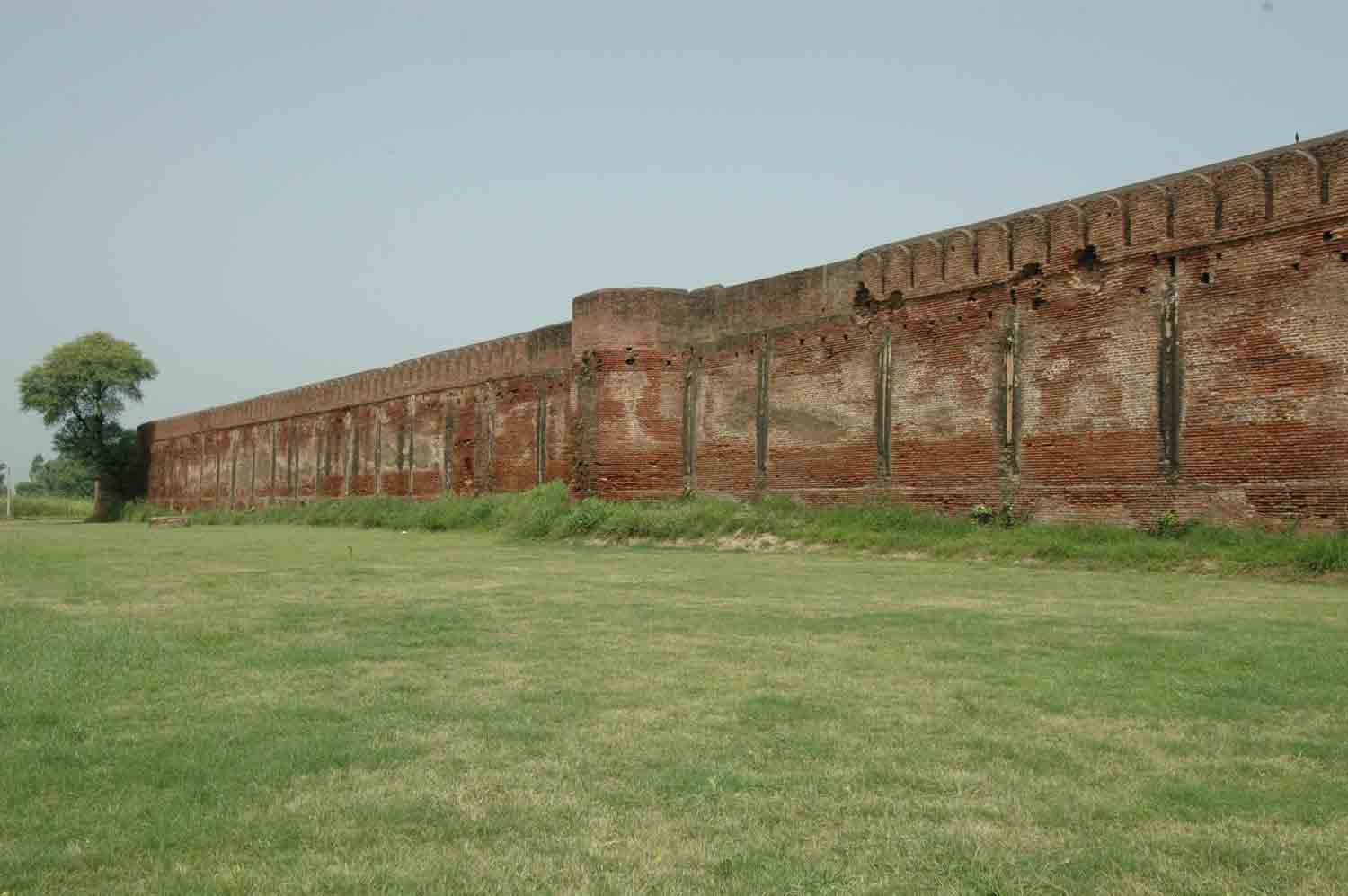 Sarai Dakhani, Mahlian Kalan, Punjab