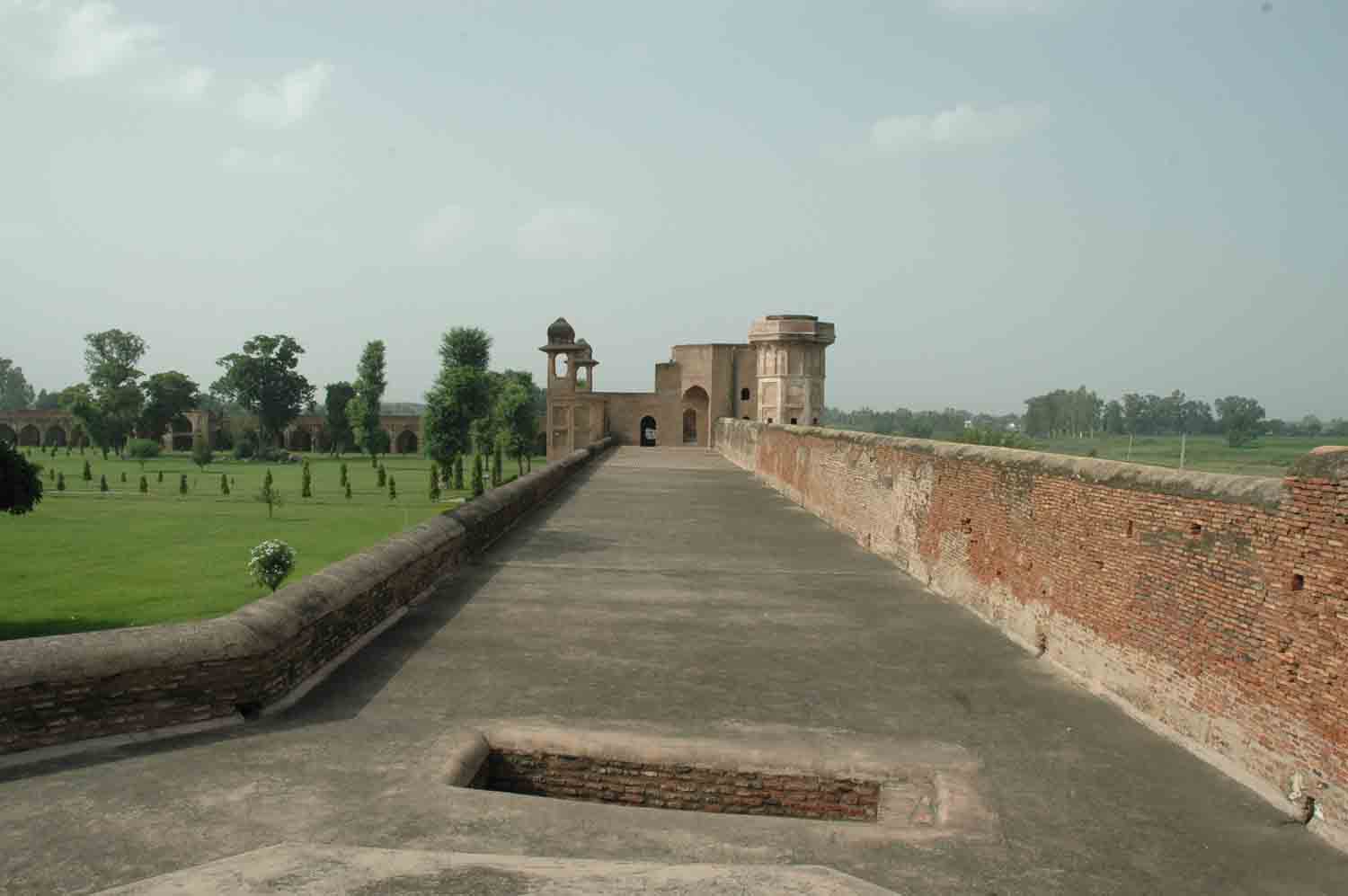 Sarai Dakhani, Mahlian Kalan, Punjab