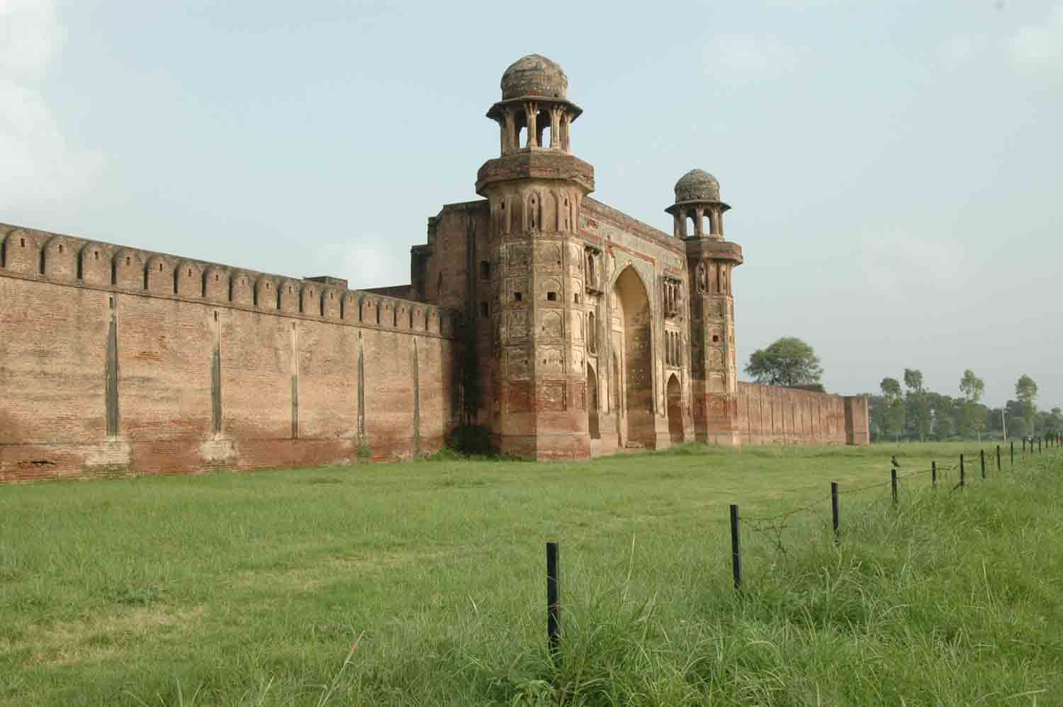 Sarai Dakhani, Mahlian Kalan, Punjab