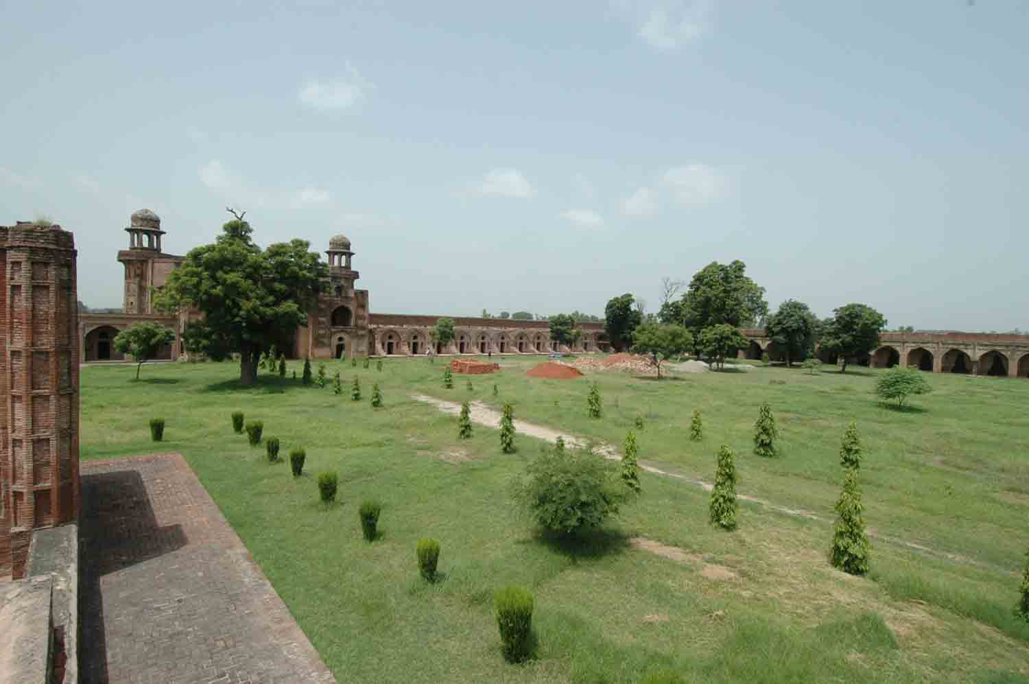 Sarai Dakhani, Mahlian Kalan, Punjab