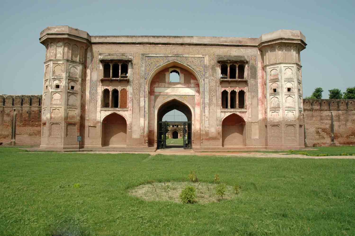 Sarai Dakhani, Mahlian Kalan, Punjab