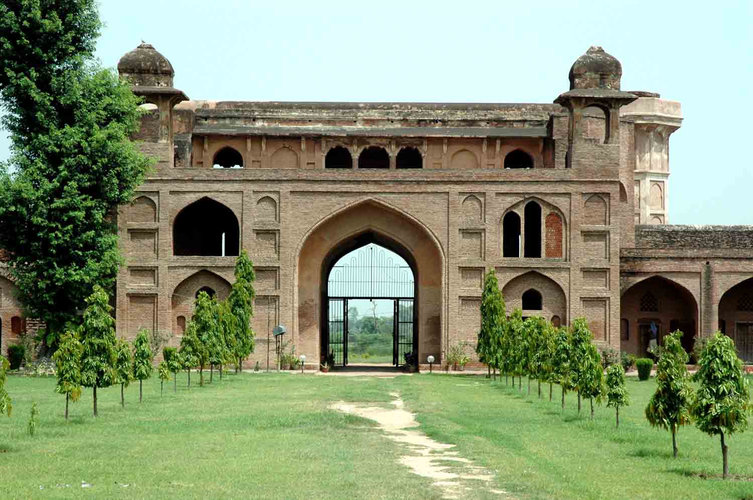 Sarai Dakhani, Mahlian Kalan, Punjab