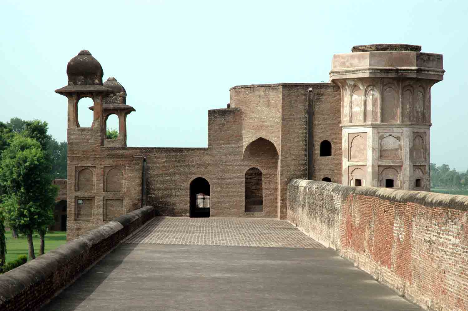 Sarai Dakhani, Mahlian Kalan, Punjab
