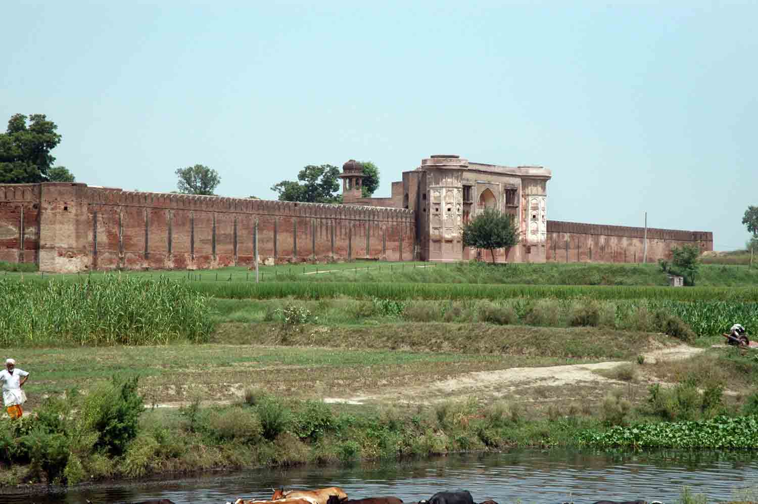 Sarai Dakhani, Mahlian Kalan, Punjab