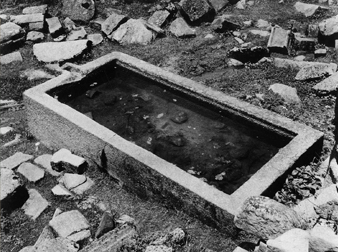 Monolithic cistern, Narannag, J&K