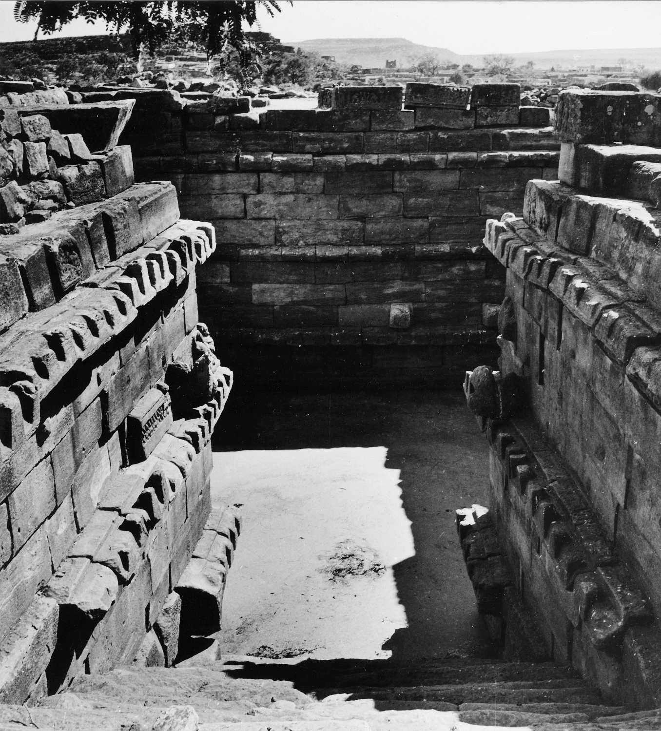 Tank, Aihole, Karnataka