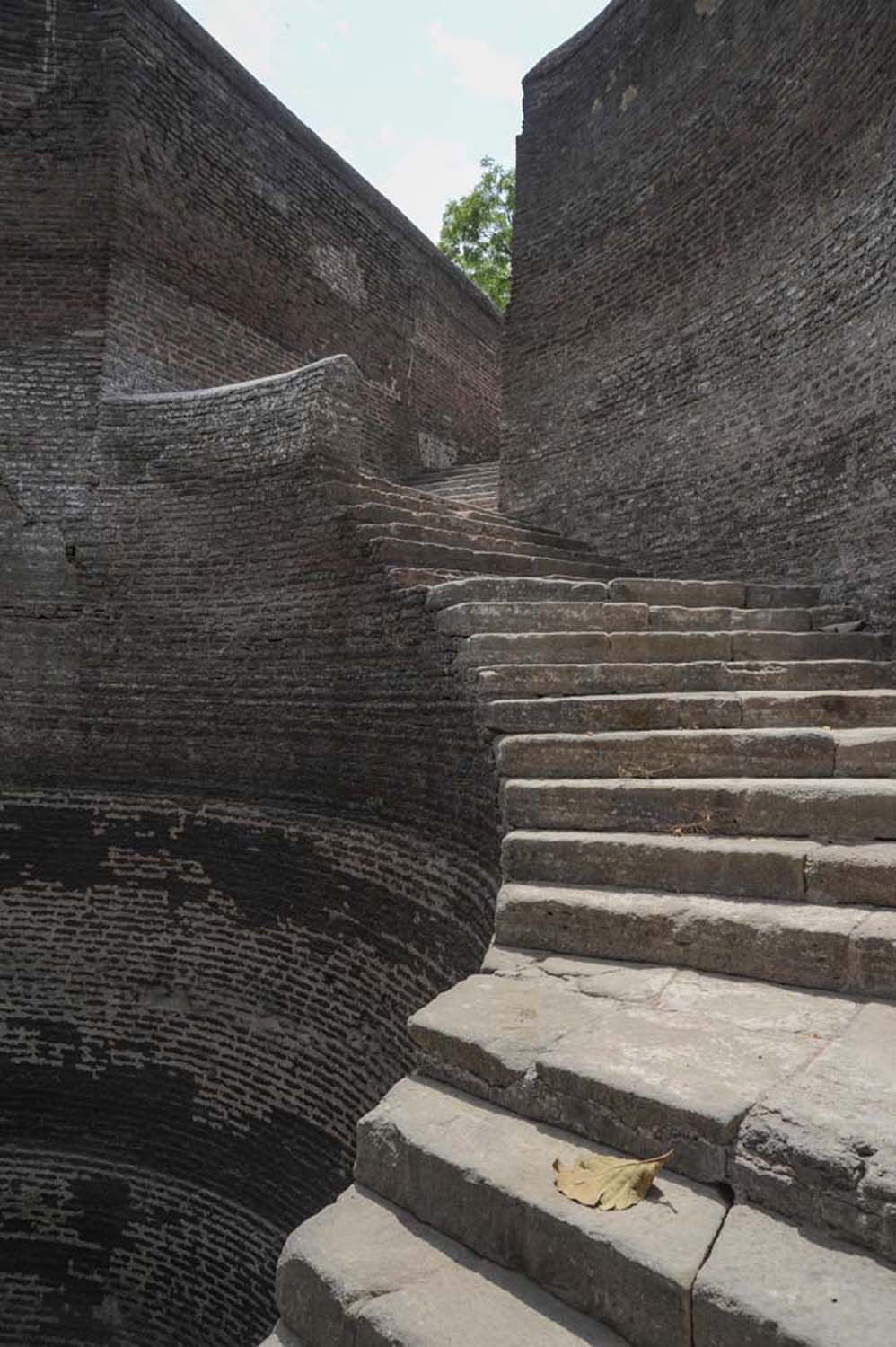 Helical well, Champaner, Gujarat