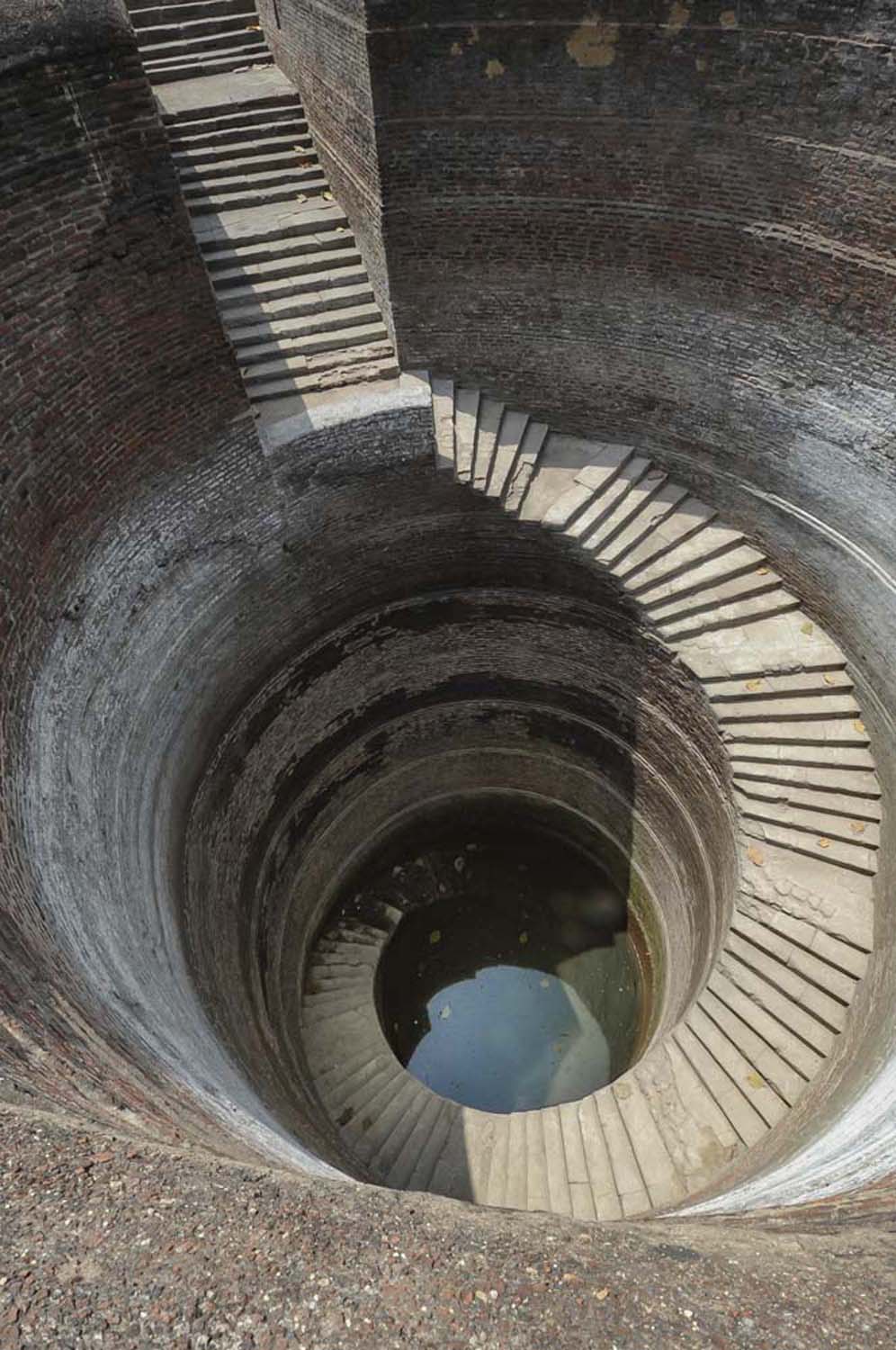 Helical well, Champaner, Gujarat