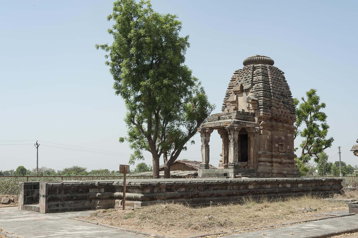 Temple and Kund, Roda, Gujarat