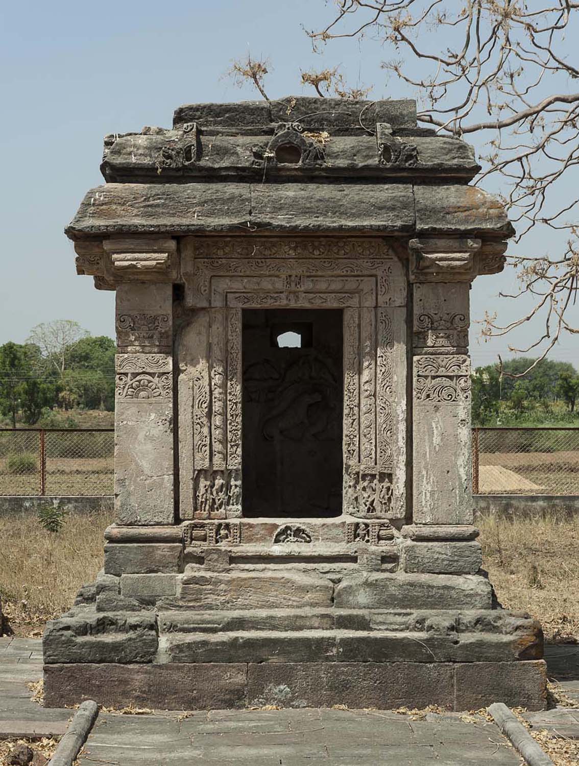 Temple and Kund, Roda, Gujarat