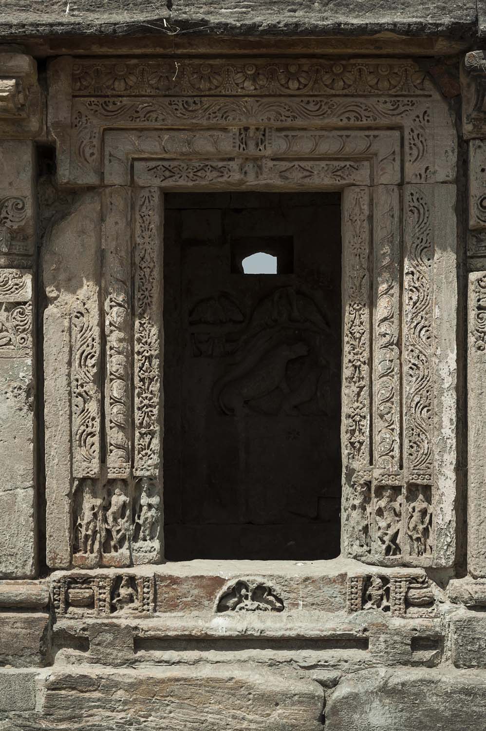 Temple and Kund, Roda, Gujarat
