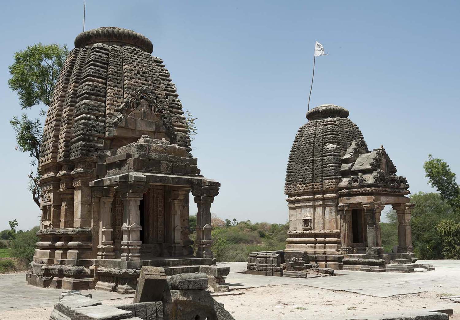 Temple and Kund, Roda, Gujarat