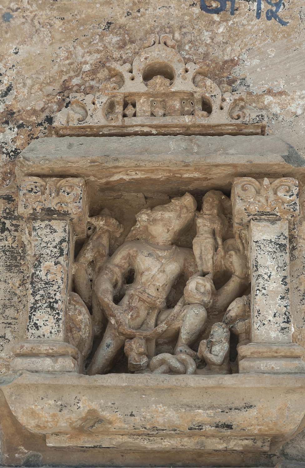Temple and Kund, Roda, Gujarat