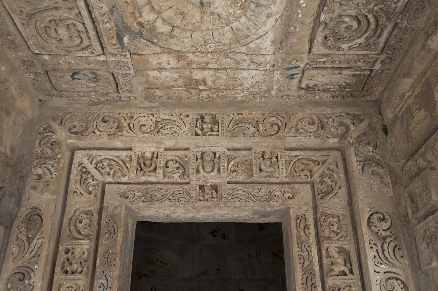 Temple and Kund, Roda, Gujarat