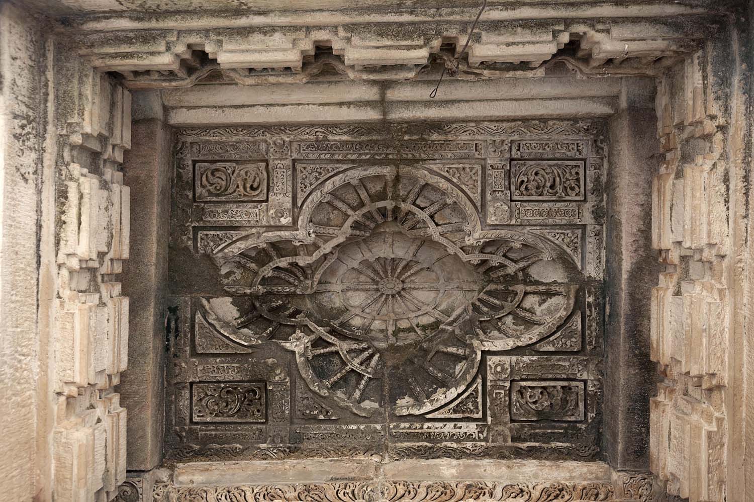 Temple and Kund, Roda, Gujarat