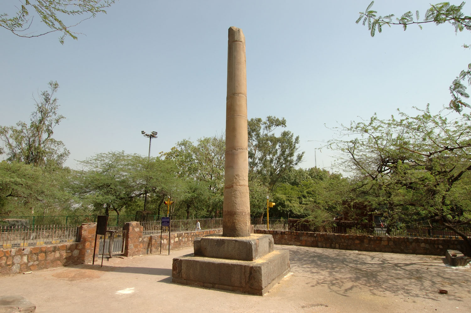 Asokan Pillar (Hindu Rao Hospital), Delhi