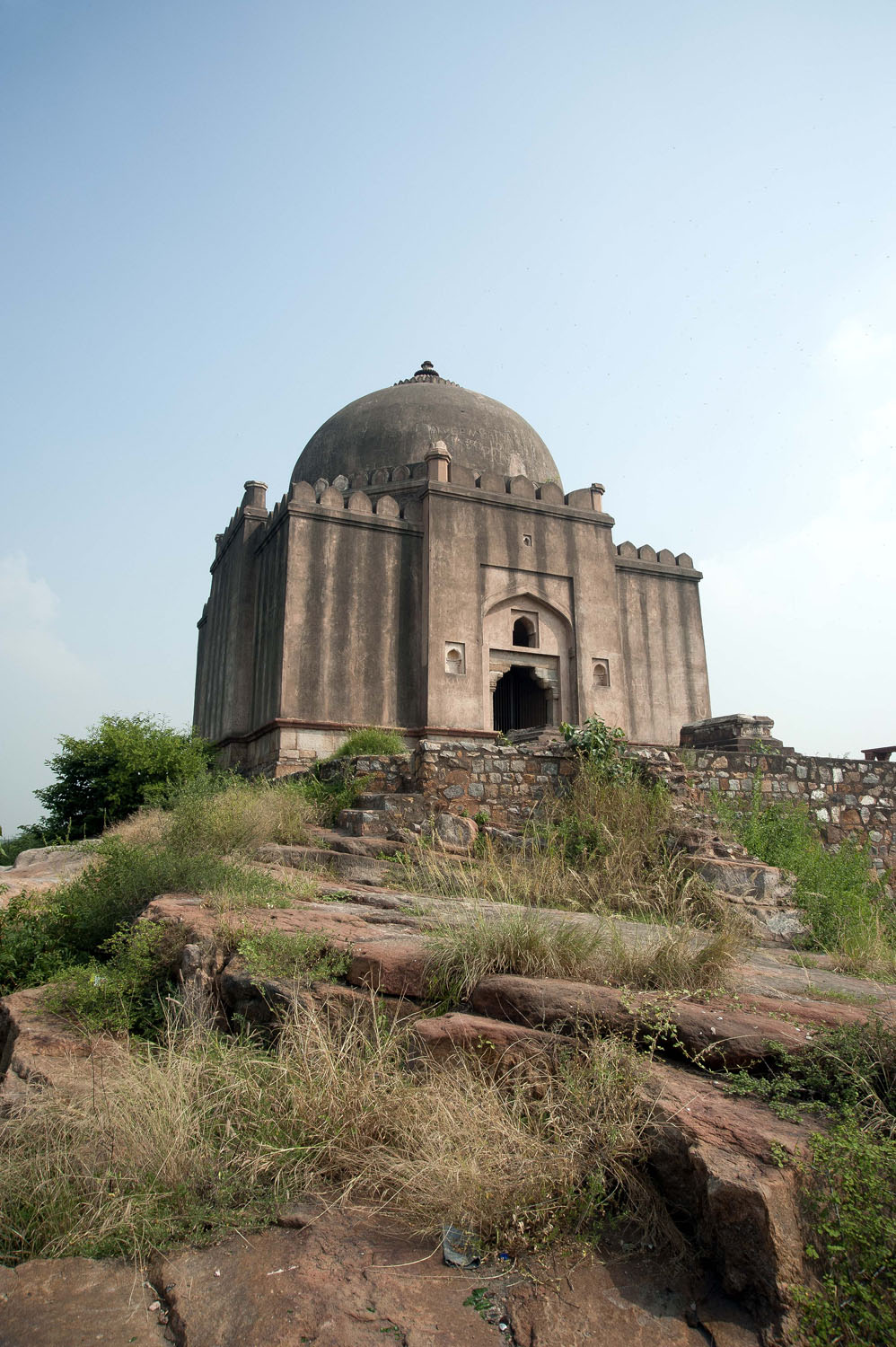 Azim Khan Tomb, Mehrauli, Delhi