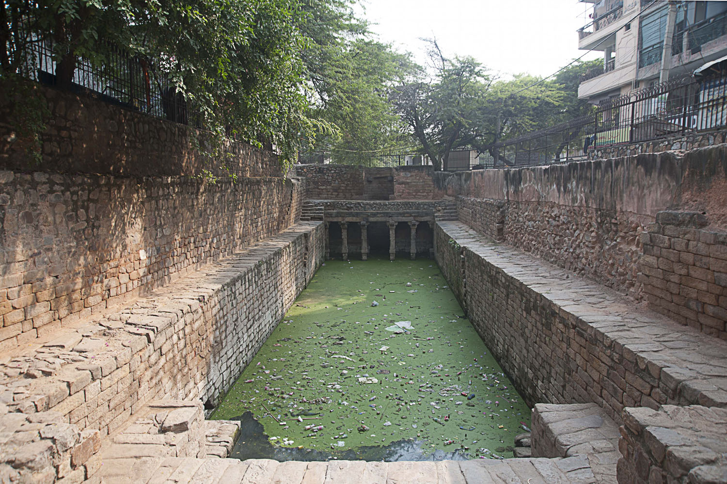 Gandhak ki Baoli, Mehrauli, Delhi