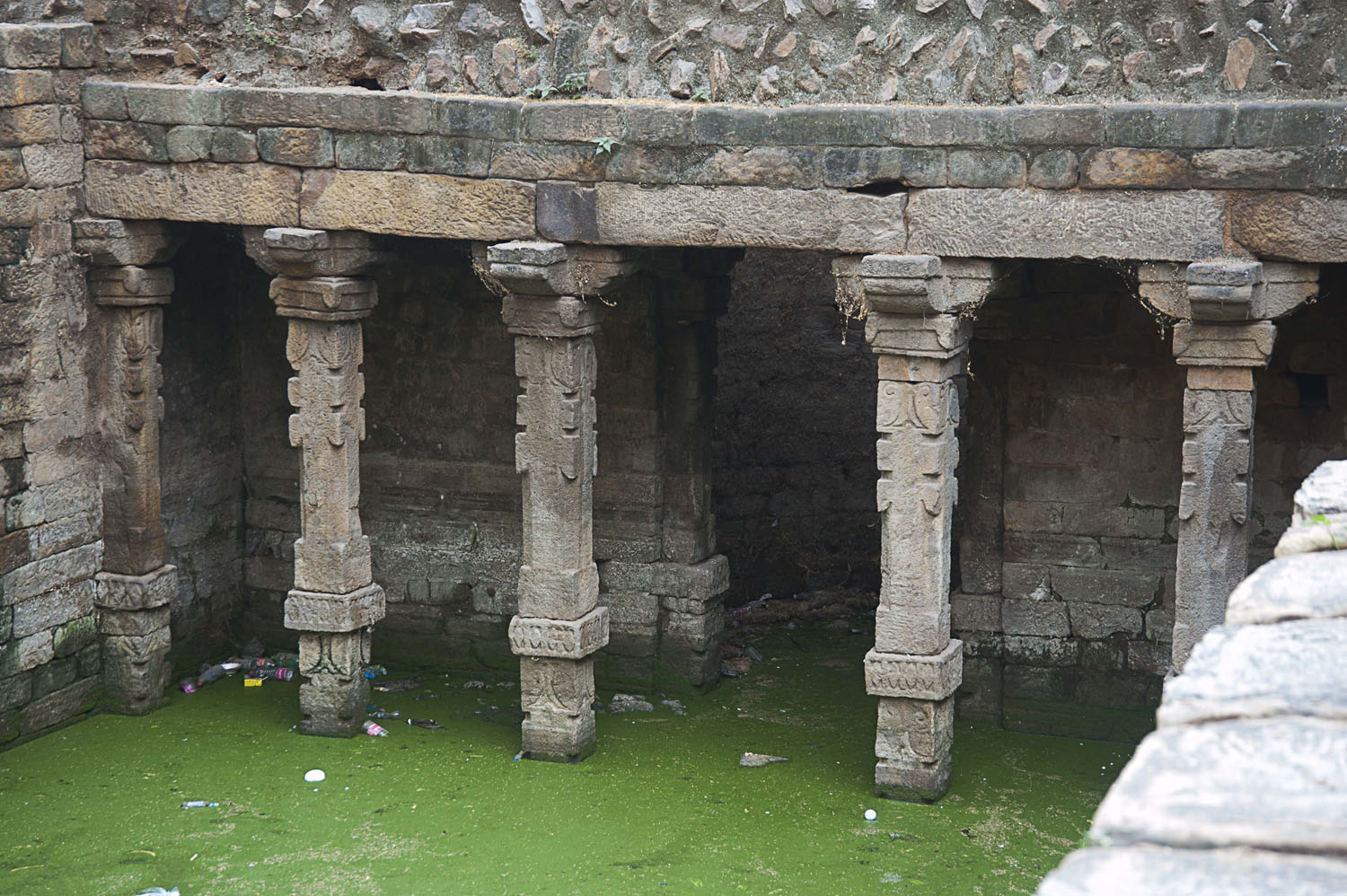Gandhak ki Baoli, Mehrauli, Delhi