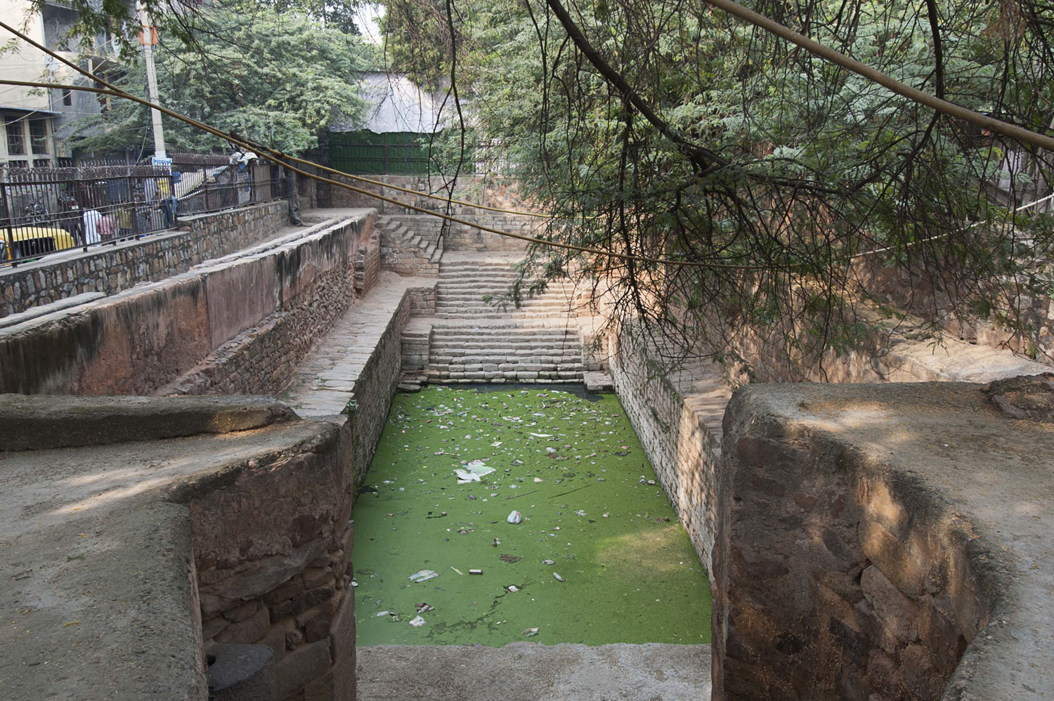 Gandhak ki Baoli, Mehrauli, Delhi