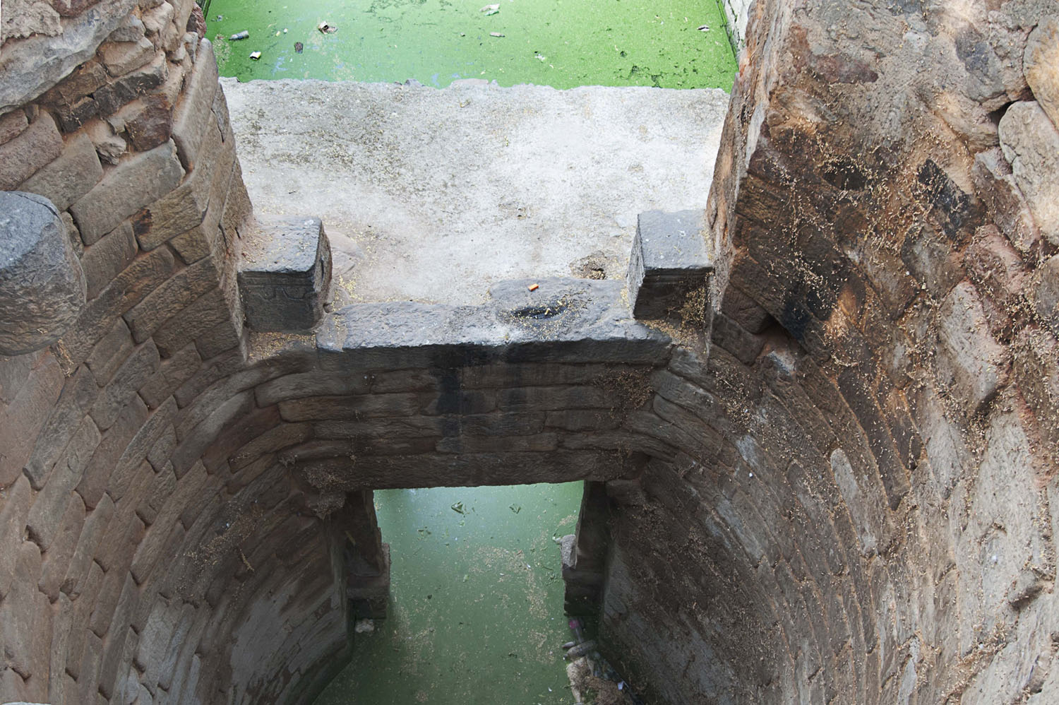 Gandhak ki Baoli, Mehrauli, Delhi