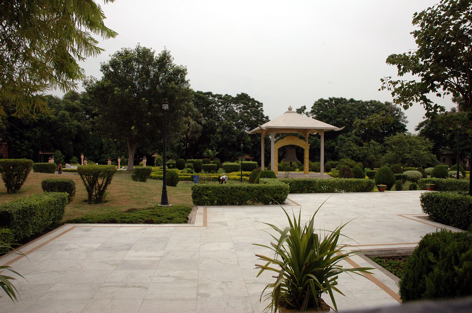 Mahabodhi temple complex (Asher Collection)