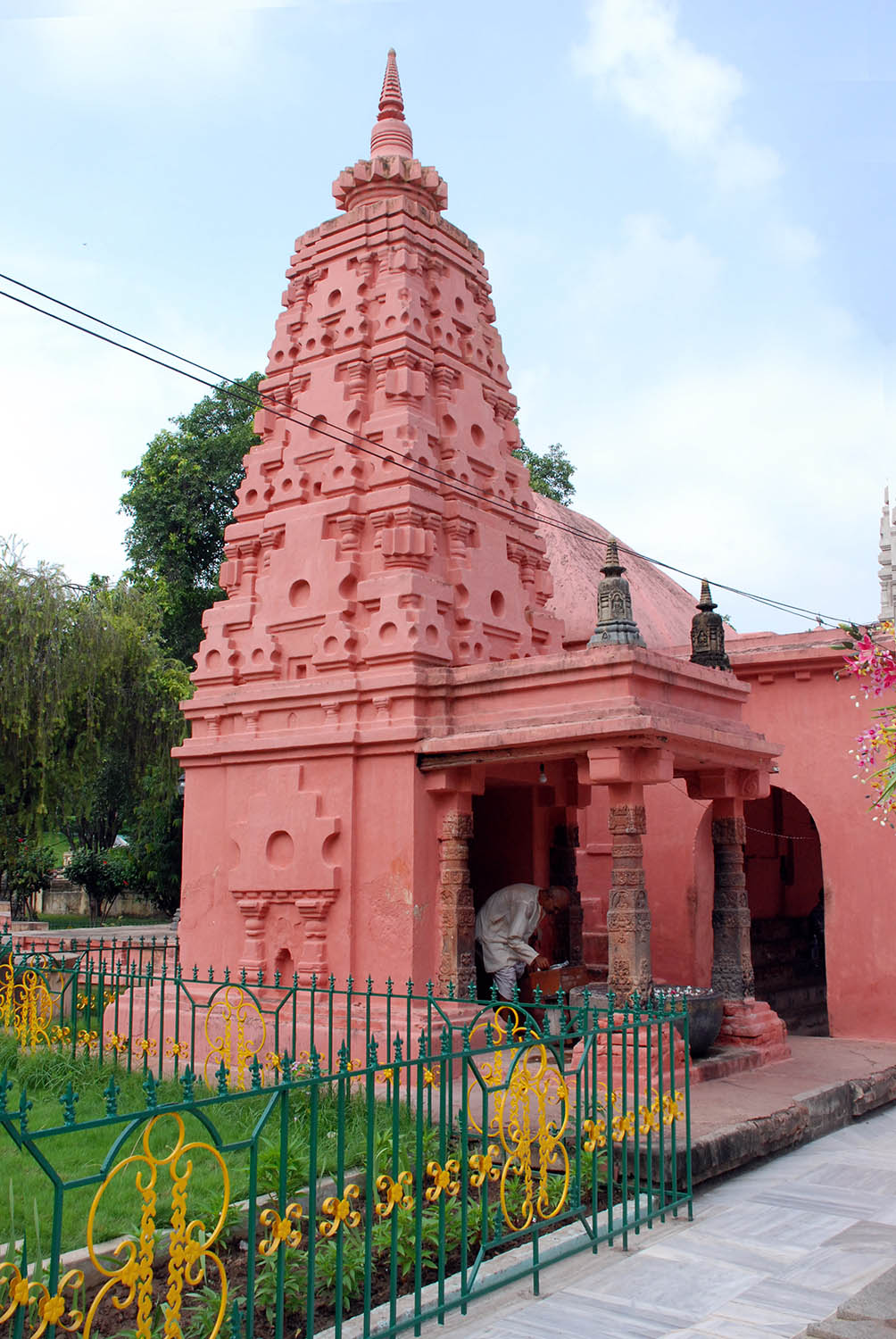 Mahabodhi temple complex (Asher Collection)