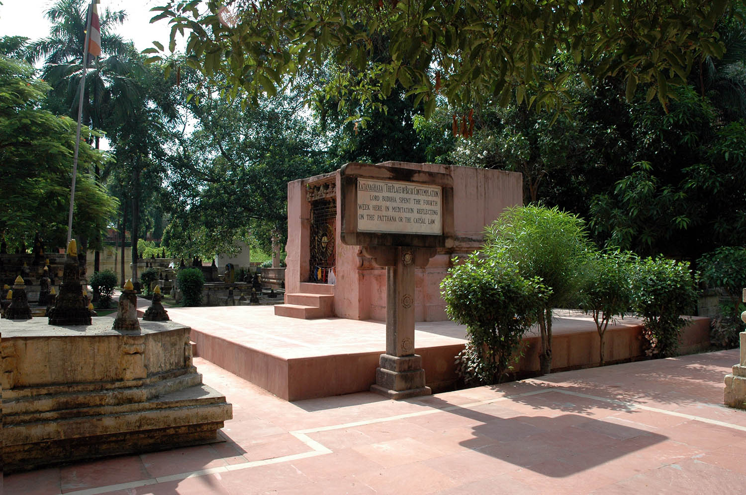 Mahabodhi temple complex (Asher Collection)