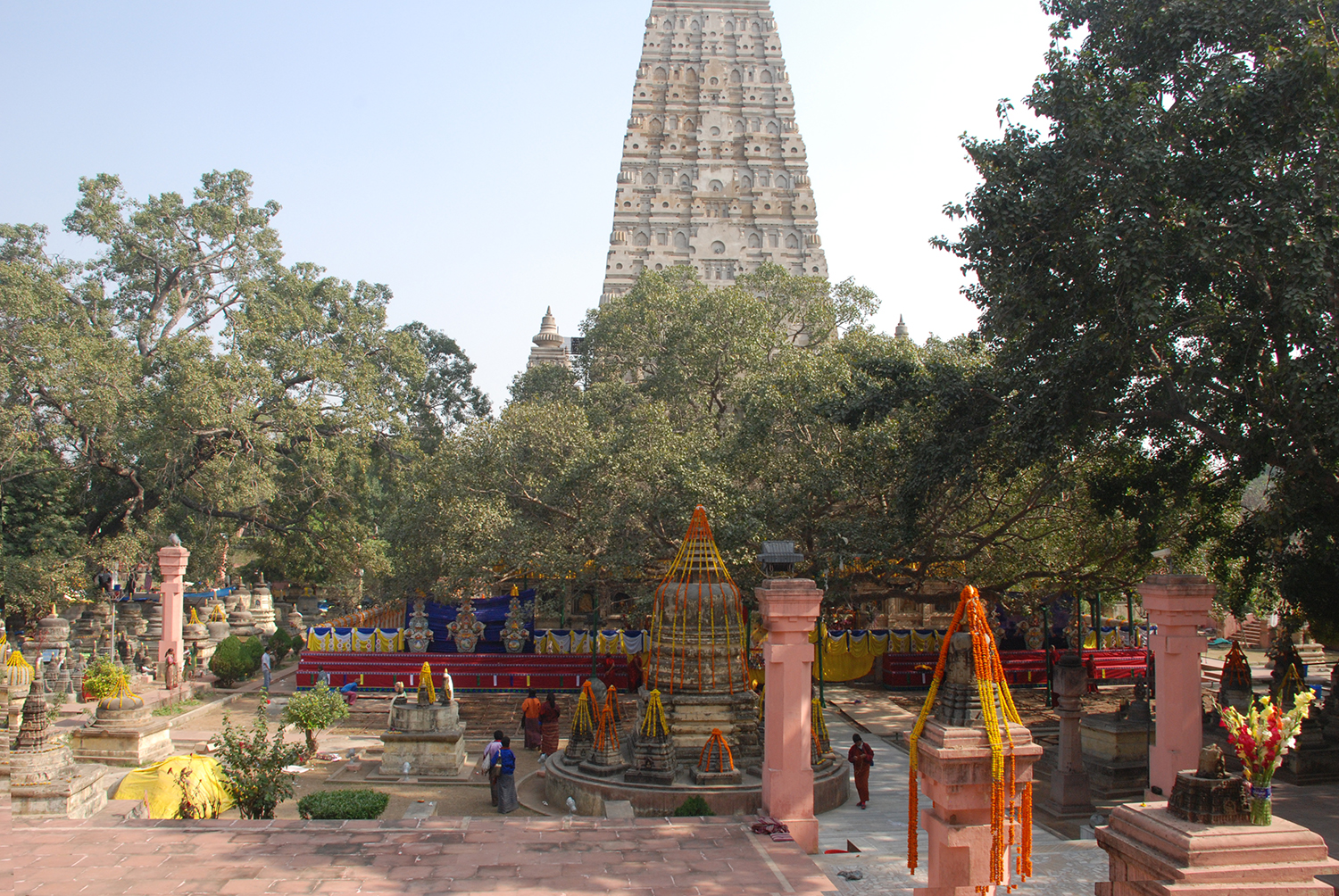 Mahabodhi temple complex (Asher Collection)