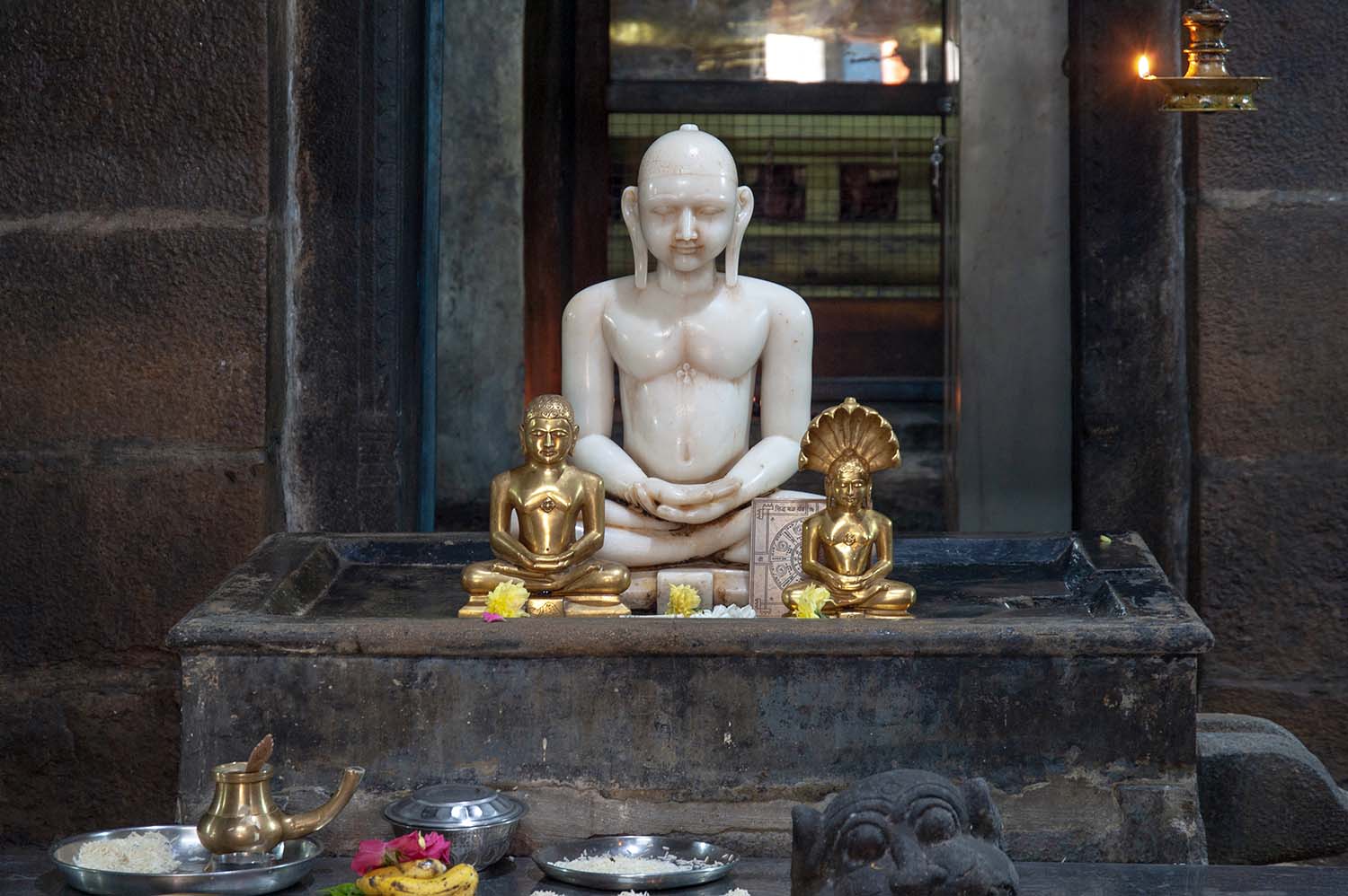 Trilokyanatha Jeenaswamy Temple, Tiruparuthikundram, Kanchipuram, Tamil Nadu