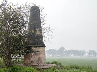 Kos Minar, Nurdi, Punjab