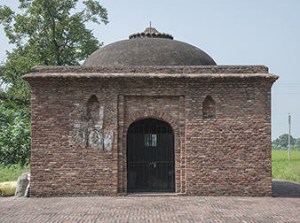 Mughal Bridge & Domed Structure near Sarai Dakhni, Punjab
