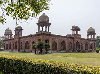Tomb of Mariam-uz-Zamani, Sikandra, UP