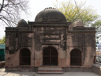 Small Mosque, Sikandra, UP